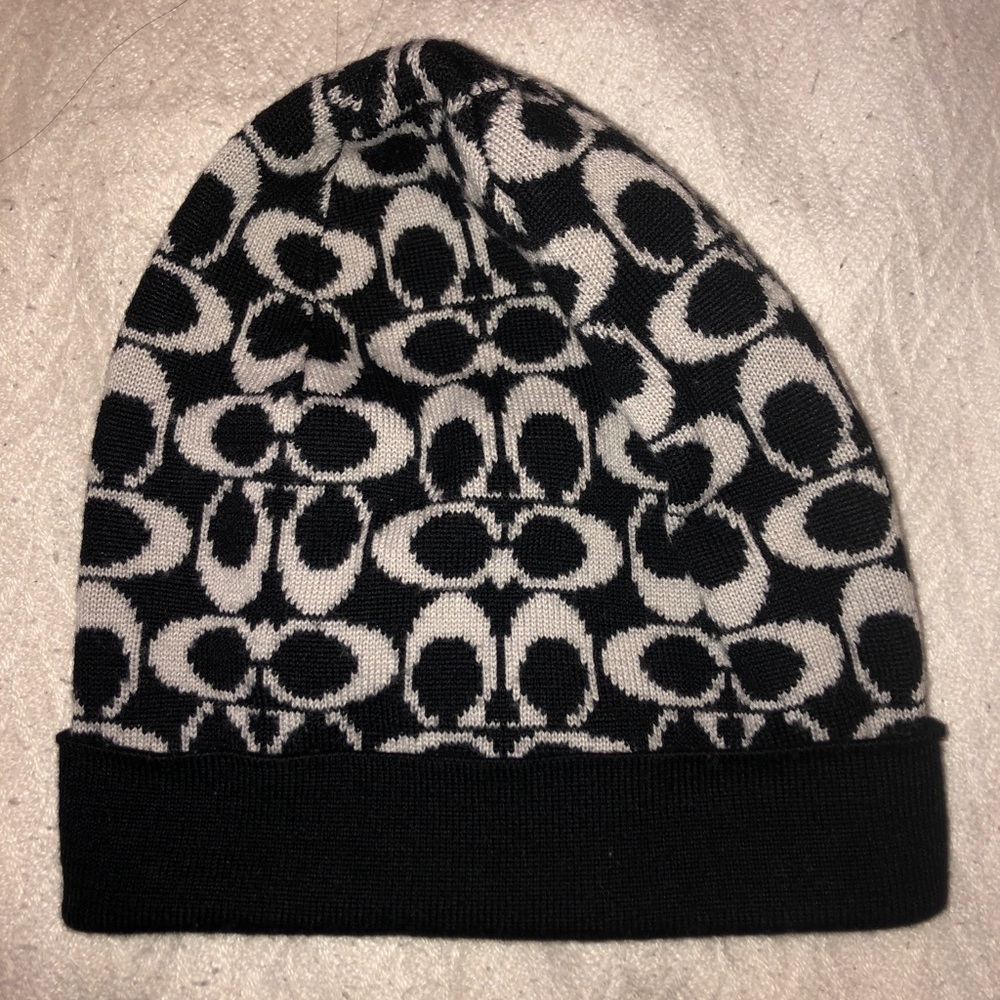 Coach beanie! Only worn once! Perfect condition